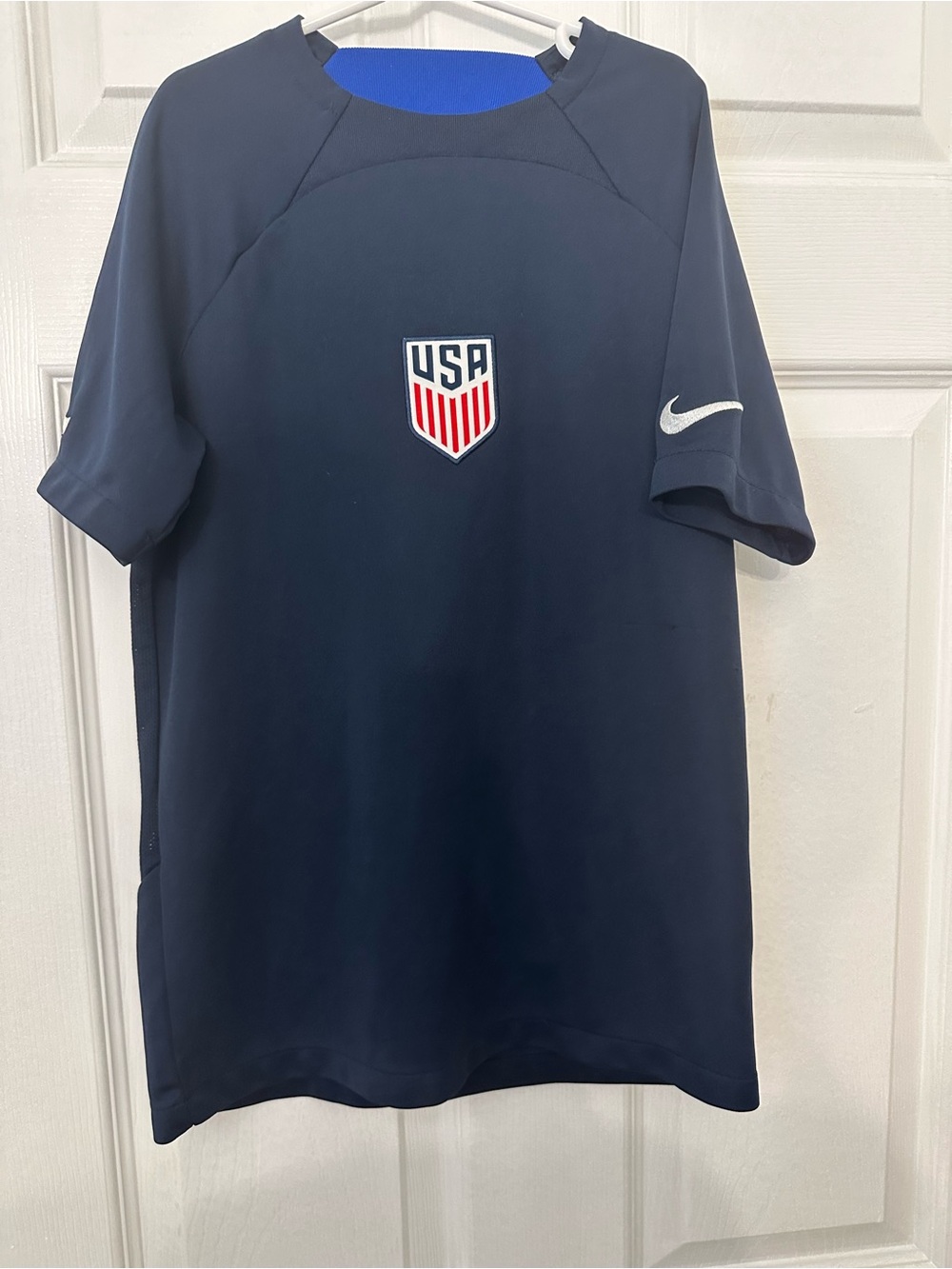 Nike Men's Navy USA Crest Short Sleeve Shirt